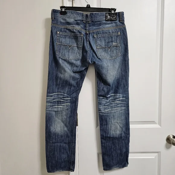 Diesel Distressed Straight Jeans Mens (34x31) Whiskering Embroidered Button Fly